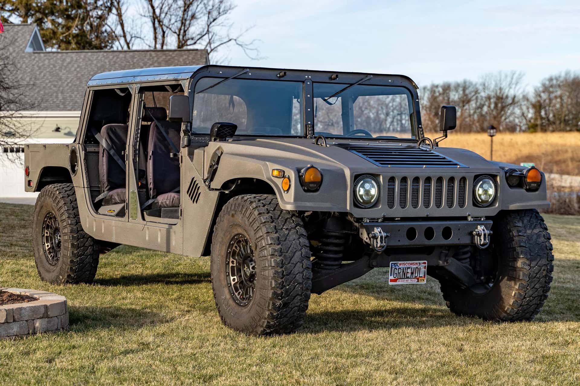 1992 AM General Hummer sold for $34,000