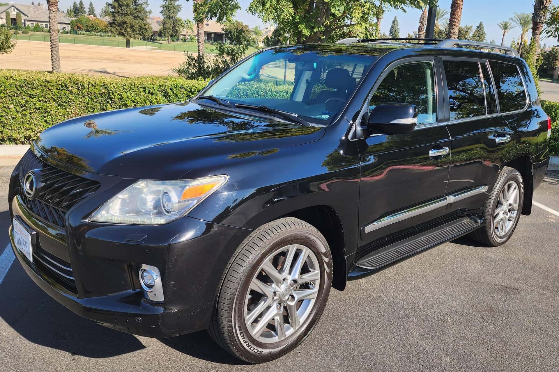 2014 Lexus LX sold for $30,000