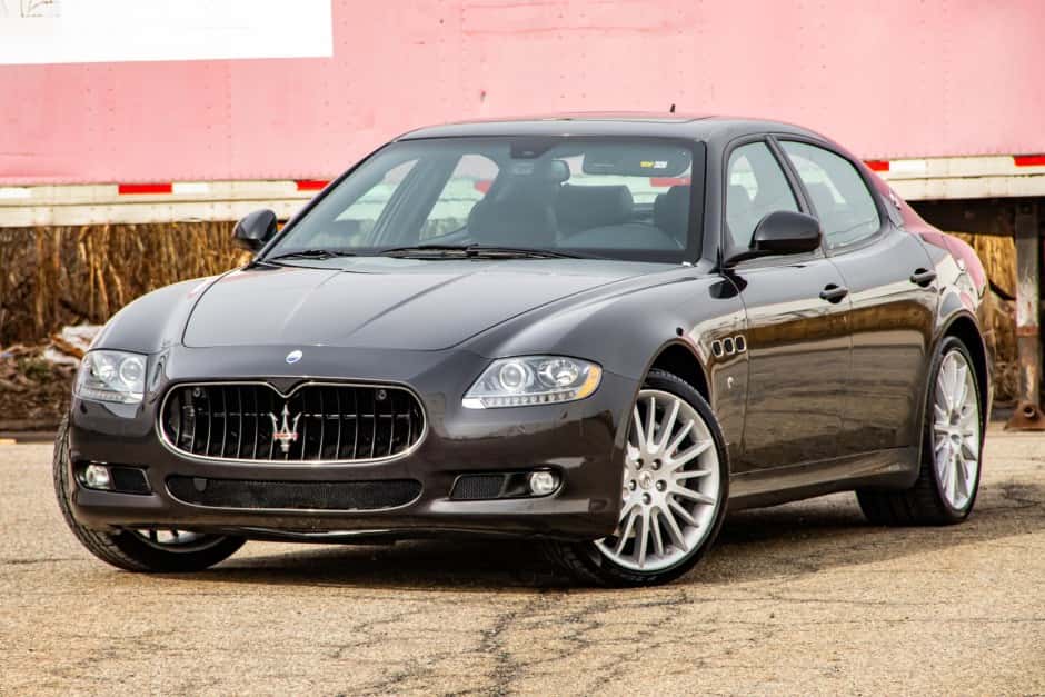 2012 Maserati Quattroporte sold for $28,000