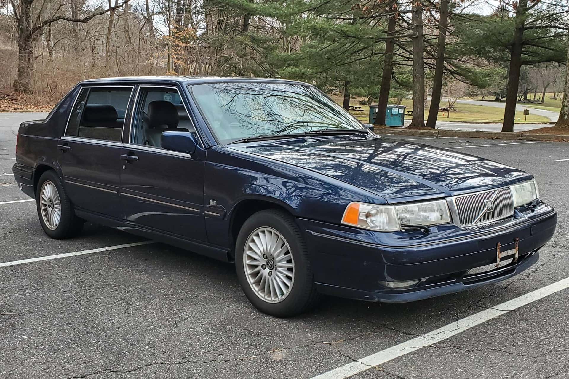 1995 Volvo 960 sold for $4,400