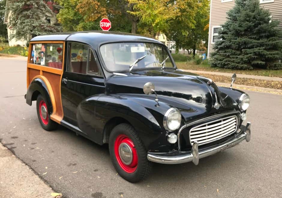1967 Morris Minor sold for $11,050