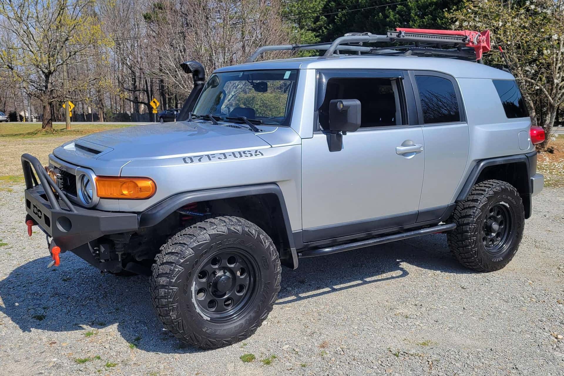 2007 Toyota FJ Cruiser sold for $19,000