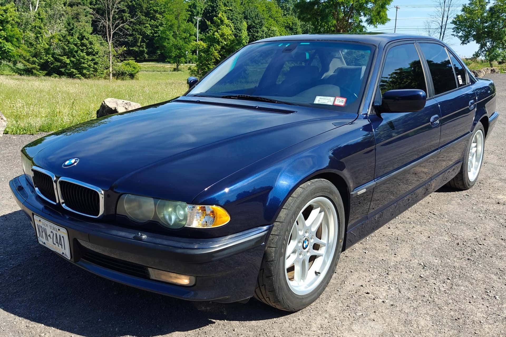 2001 BMW 7 Series sold for $5,025