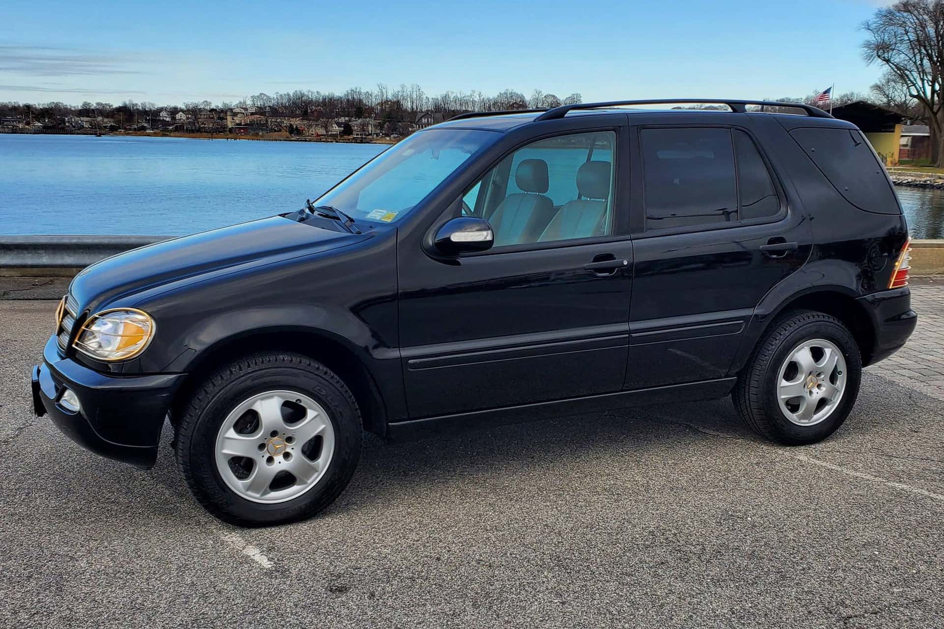 2002 Mercedes-Benz ML-Class sold for $13,400