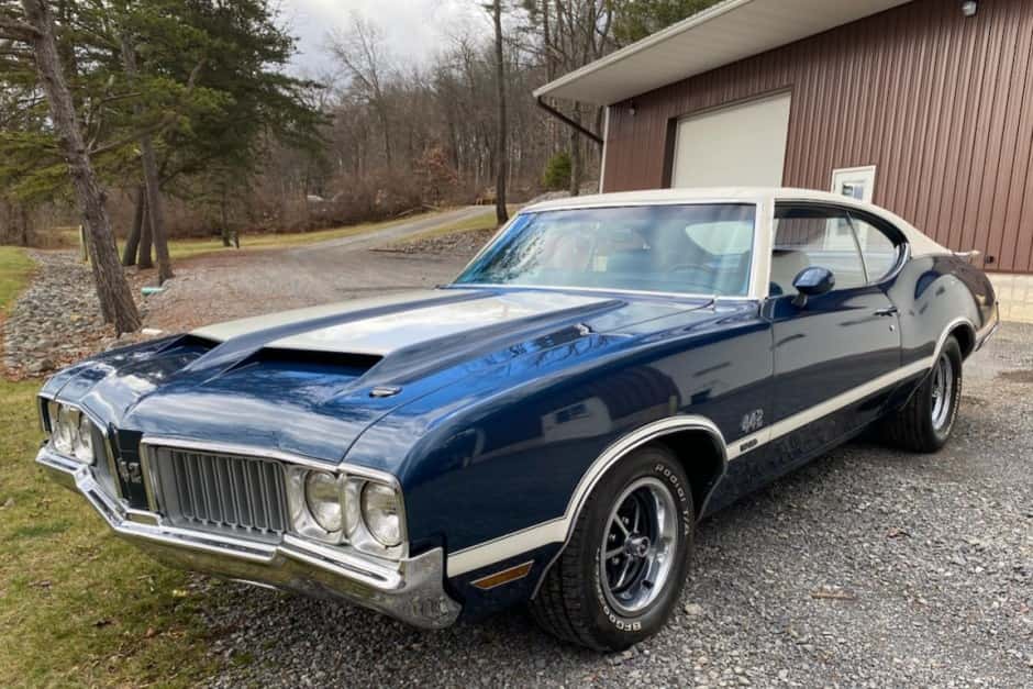 1970 Oldsmobile 442 sold for $42,750