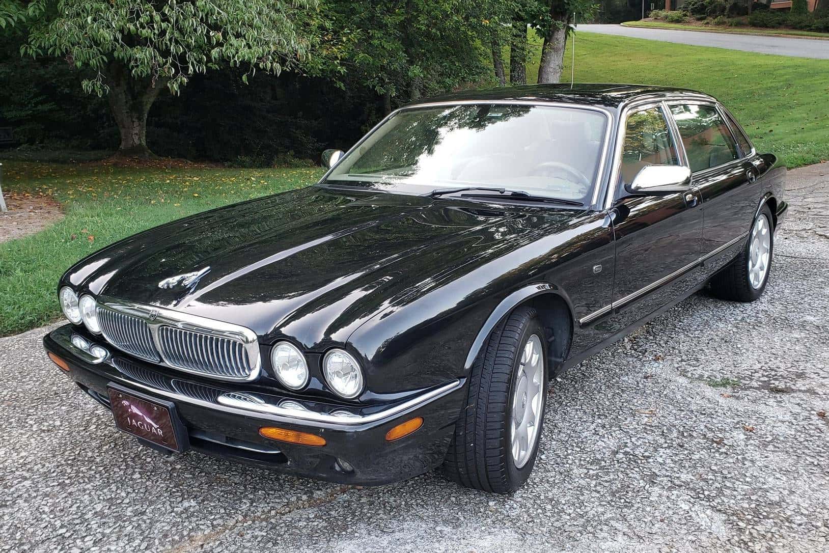 2003 Jaguar XJ sold for $4,666