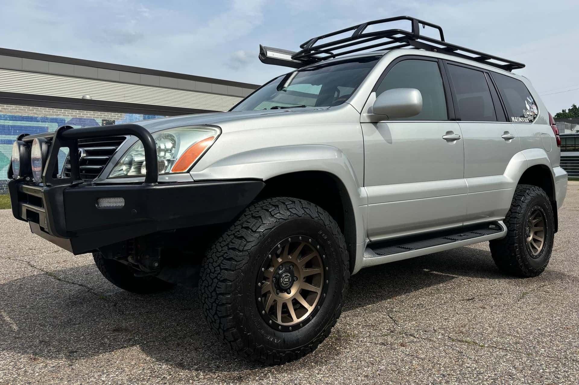 2004 Lexus GX sold for $16,350