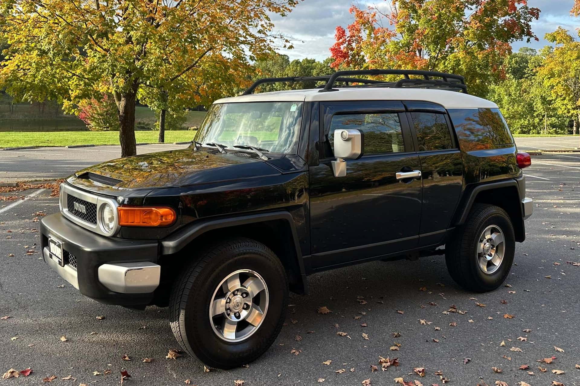 2008 Toyota FJ Cruiser sold for $11,400
