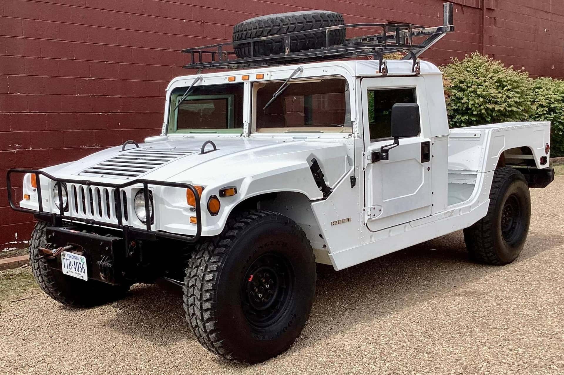 1995 AM General Hummer sold for $23,500