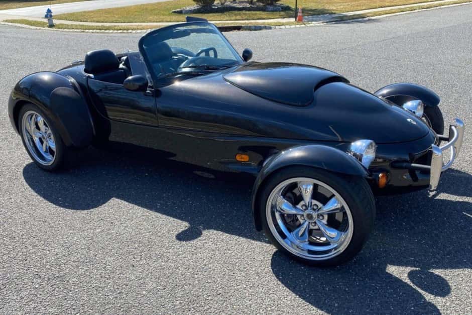 1998 Panoz Roadster sold for $43,000