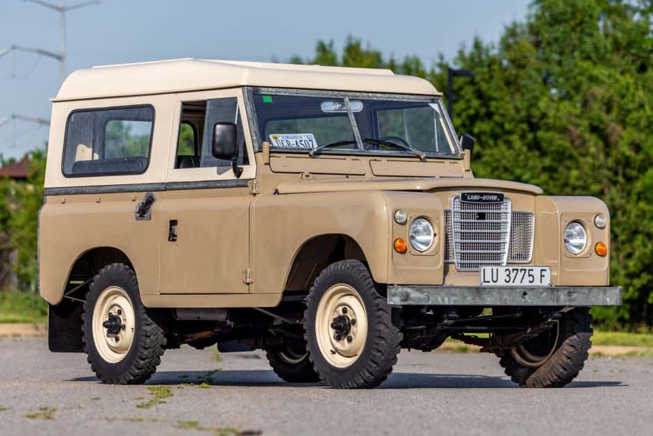 1981 Land Rover Series 88 sold for $27,500