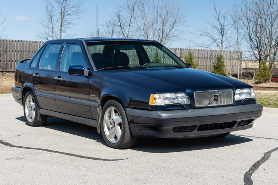 1997 Volvo 850 sold for $7,200