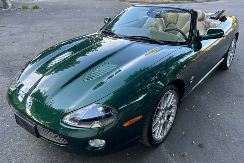 2006 Jaguar XKR sold for $22,640