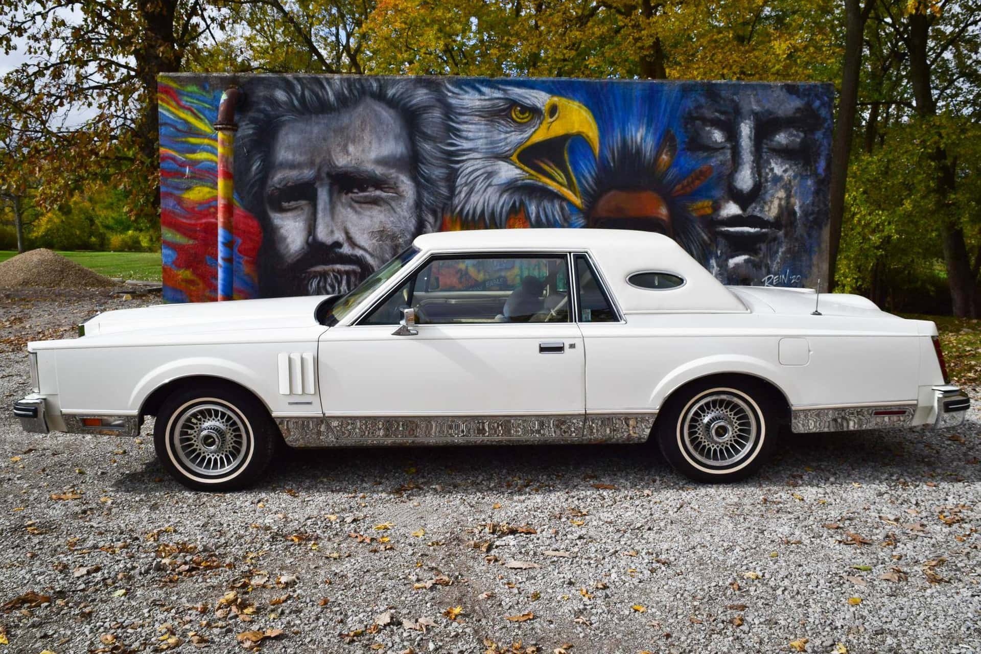 1983 Lincoln Mark VI sold for $3,700