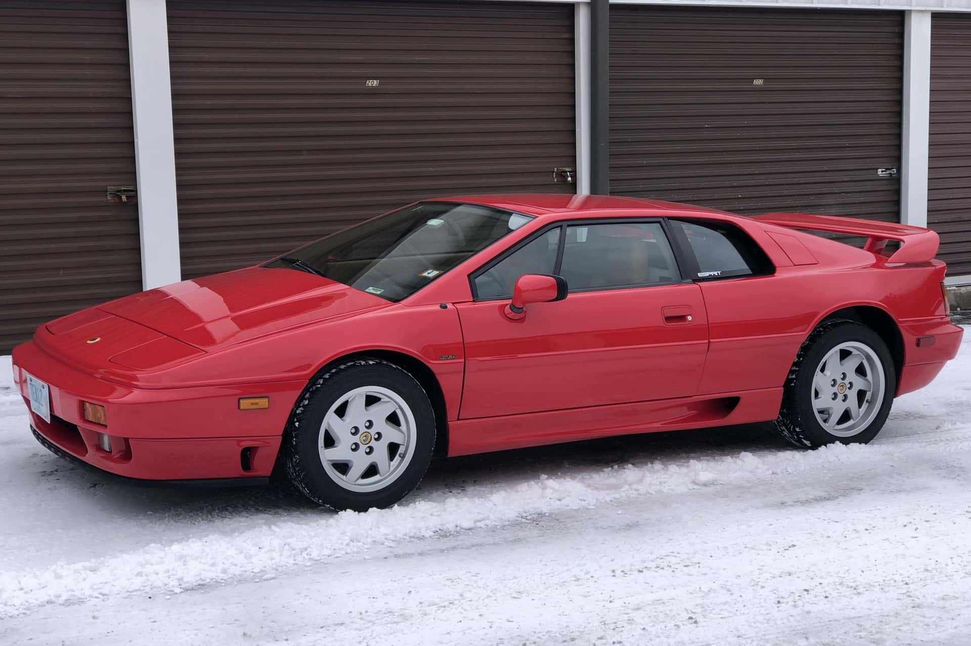 1993 Lotus Esprit sold for $33,569
