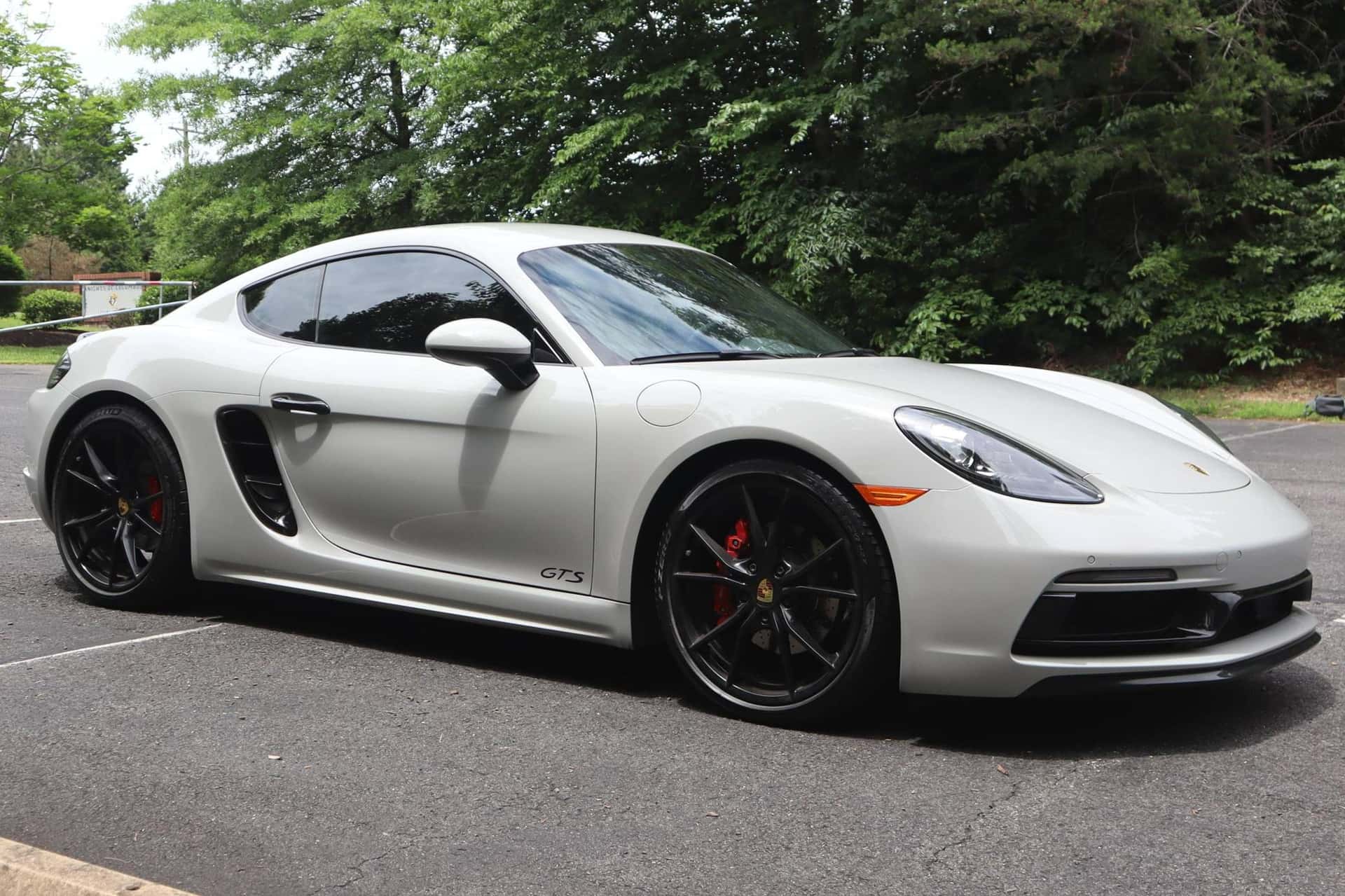 2019 Porsche 718 Cayman sold for $64,500