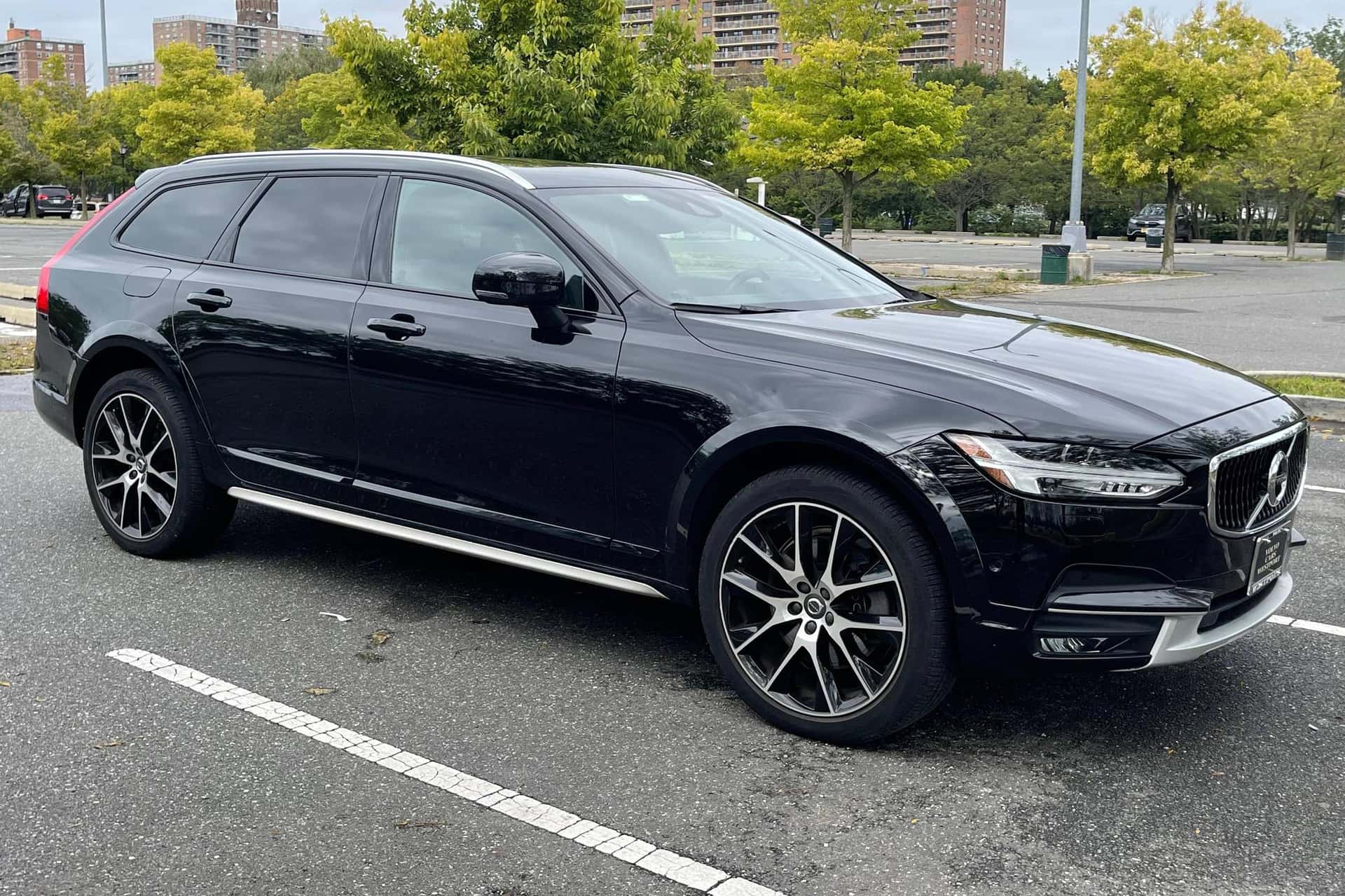 2018 Volvo V90 sold for $27,750