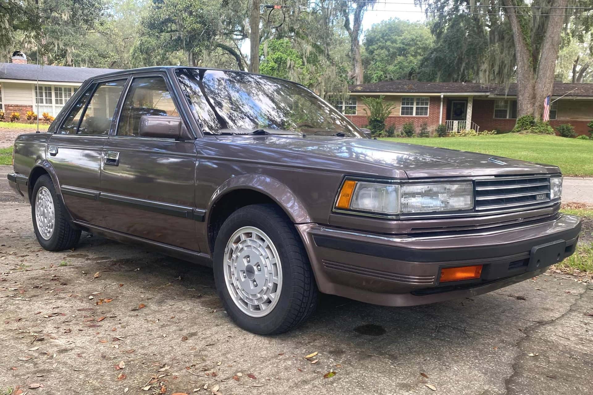 1985 Nissan Maxima sold for $3,500