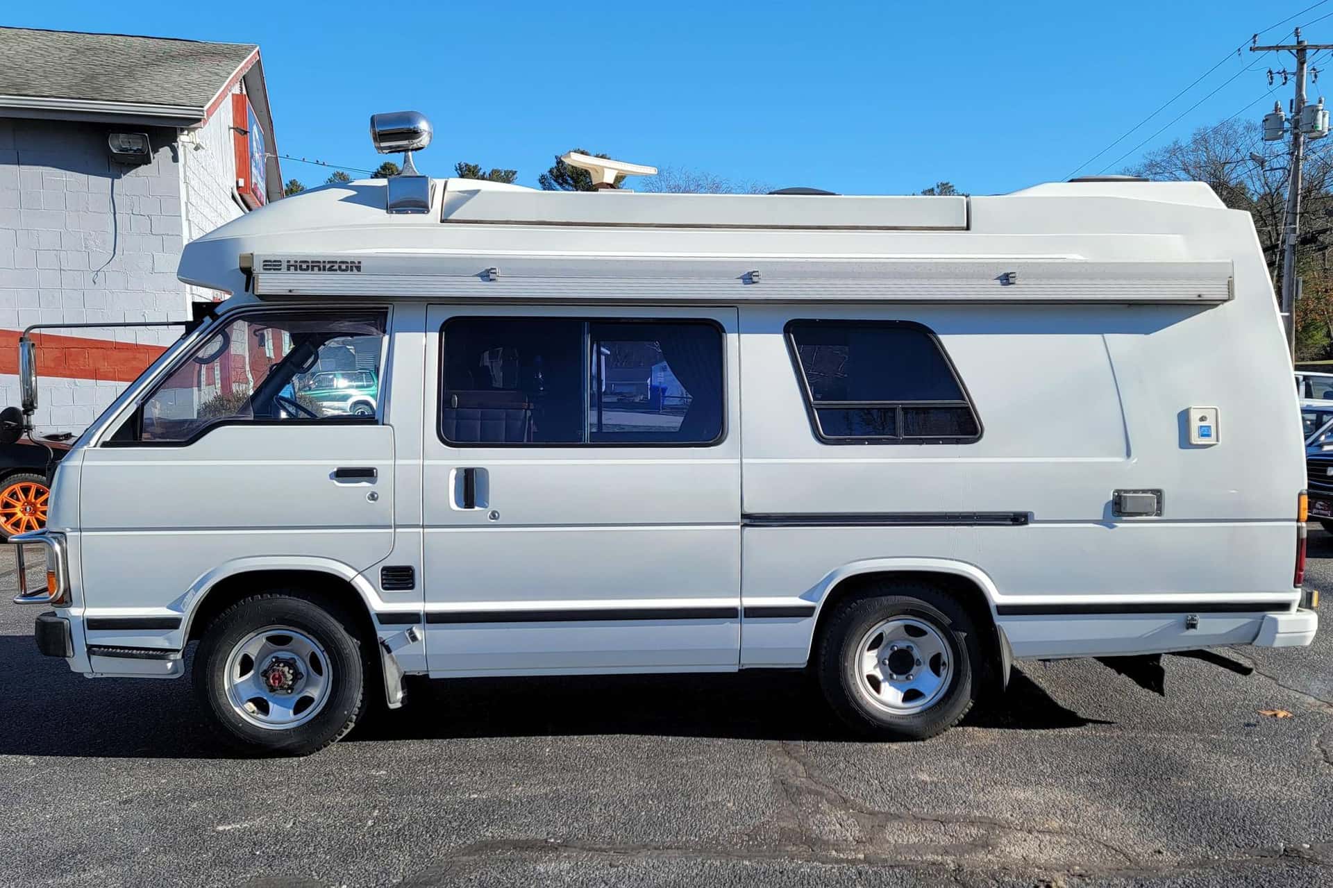 1988 Toyota HiAce sold for $17,250