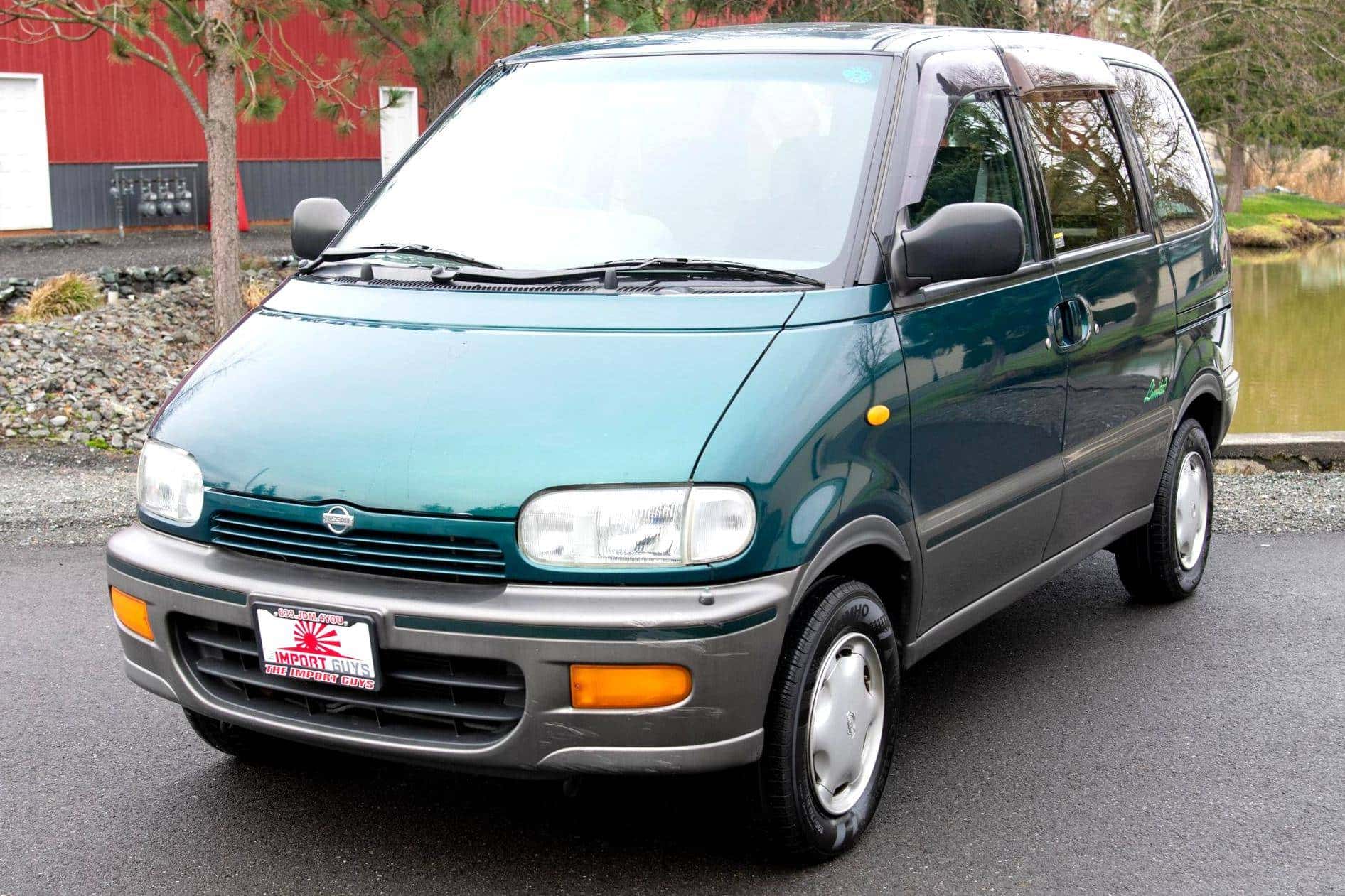 1996 Nissan Serena sold for $4,701