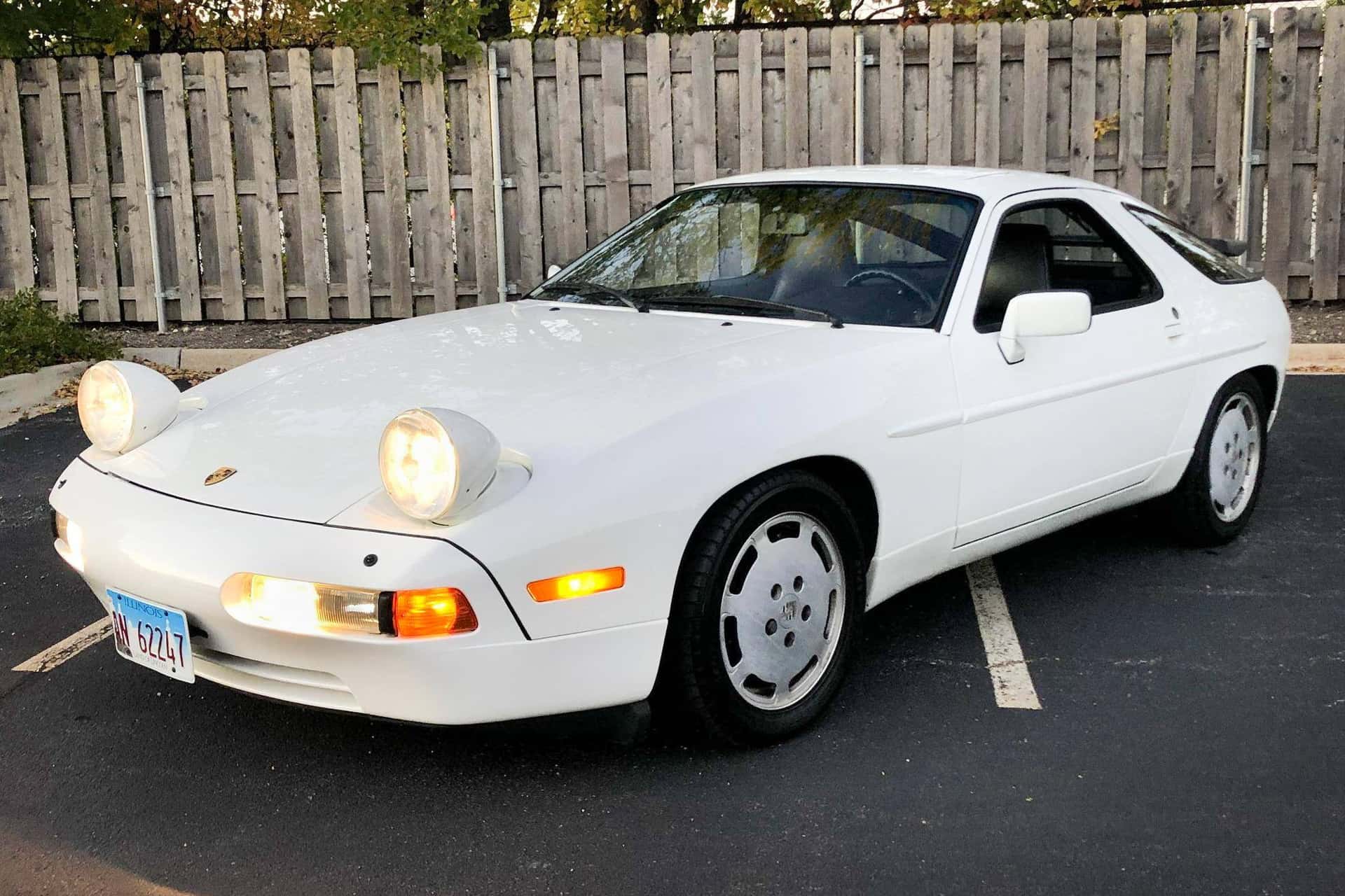 1987 Porsche 928 sold for $14,000