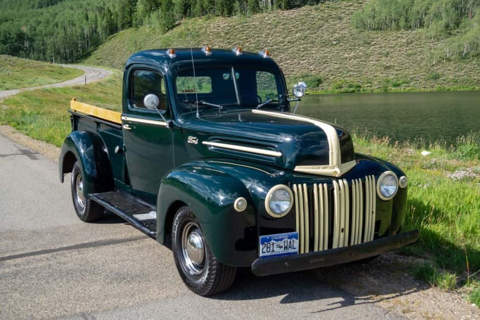 1946 Ford Pickup 1940-1947 sold for $16,250