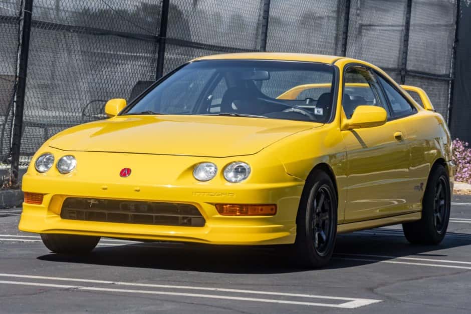2001 Acura Integra Type R sold for $44,100