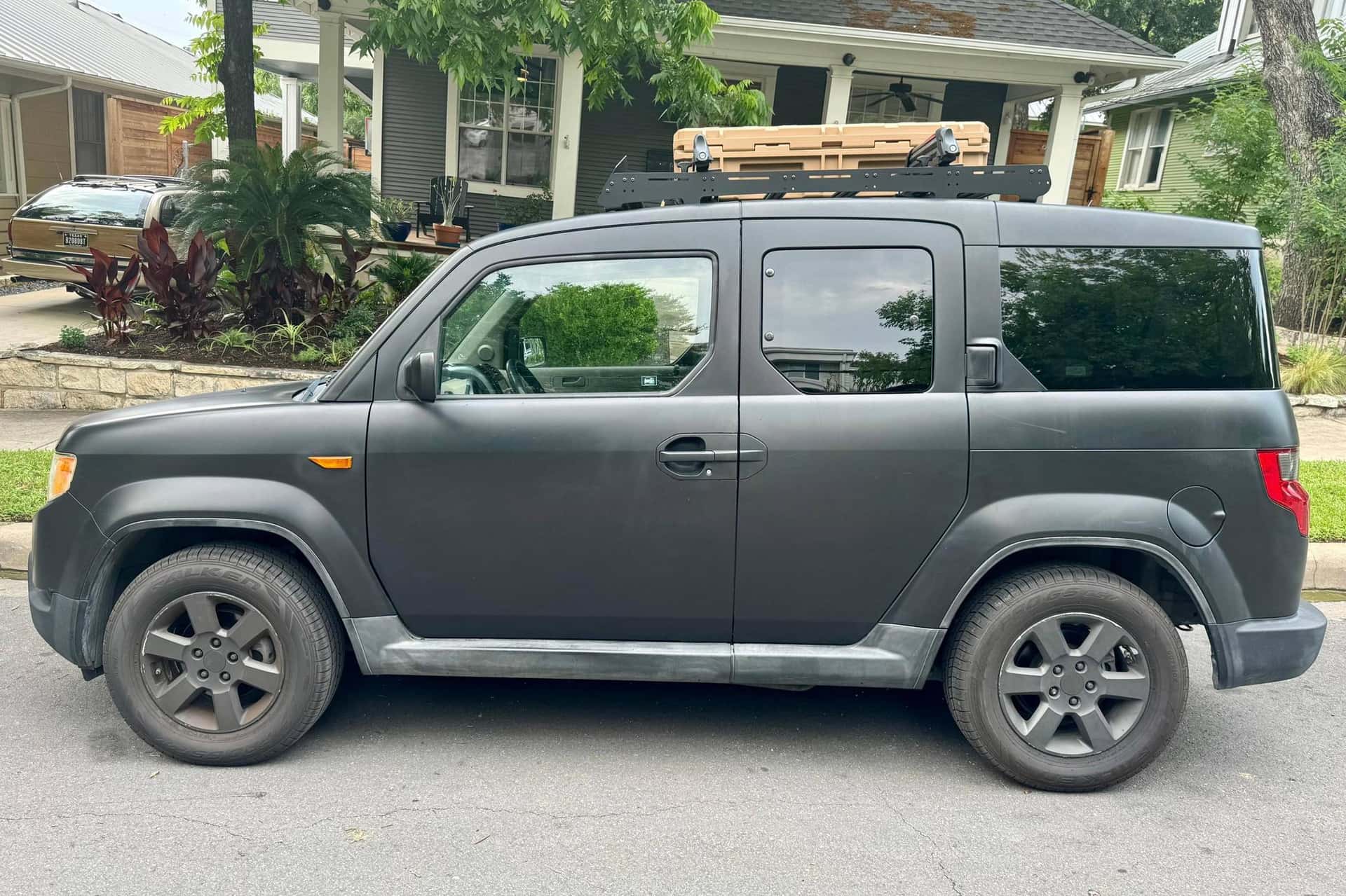 2009 Honda Element sold for $7,250