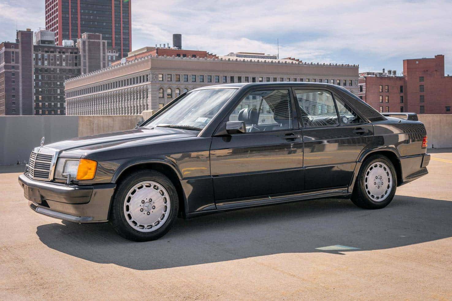 1987 Mercedes-Benz C-Class sold for $17,777