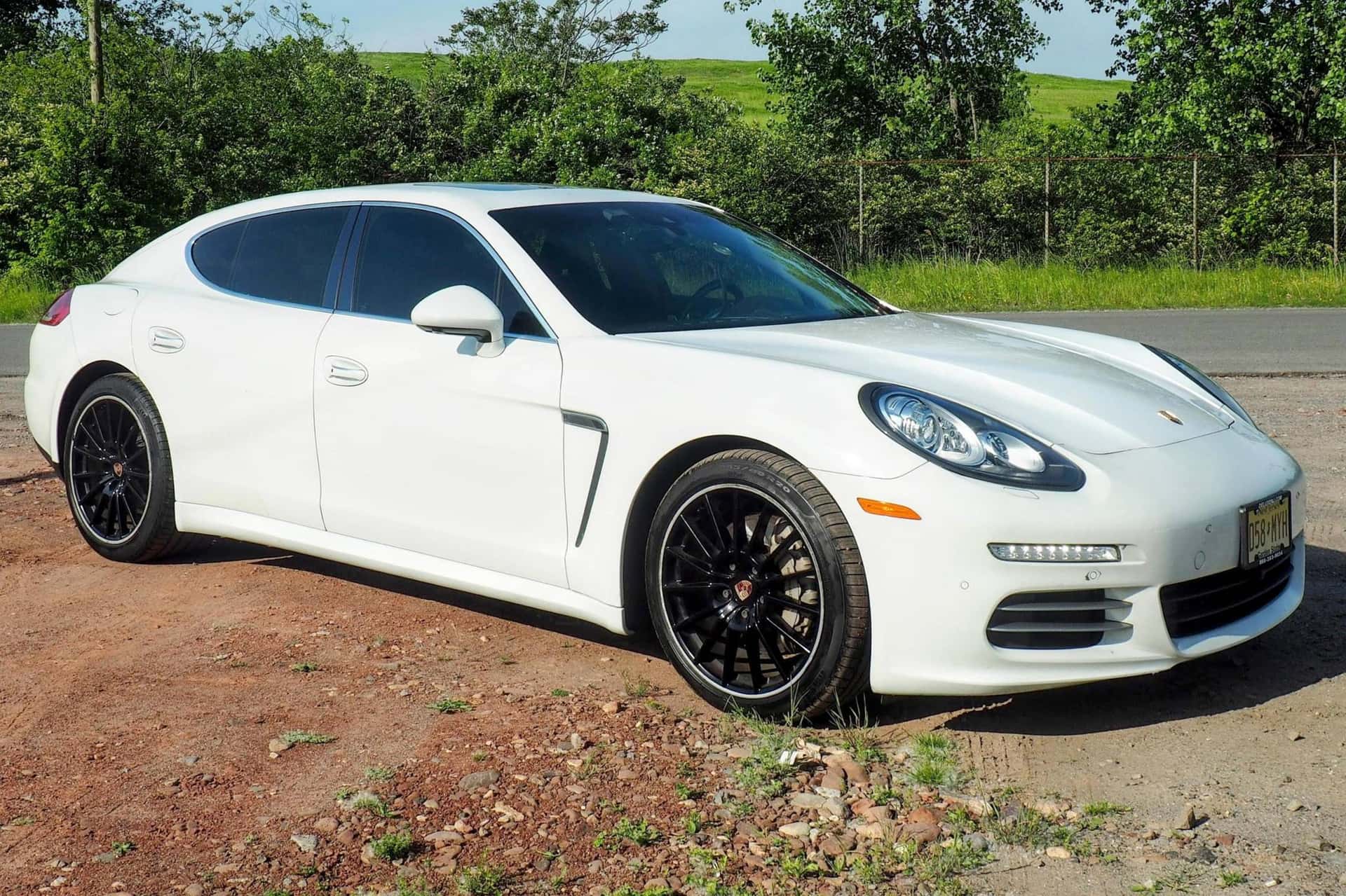 2014 Porsche Panamera sold for $25,911