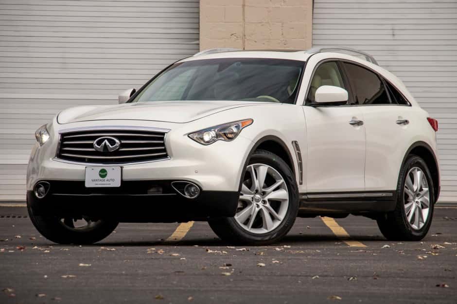 2013 Infiniti  sold for $23,000