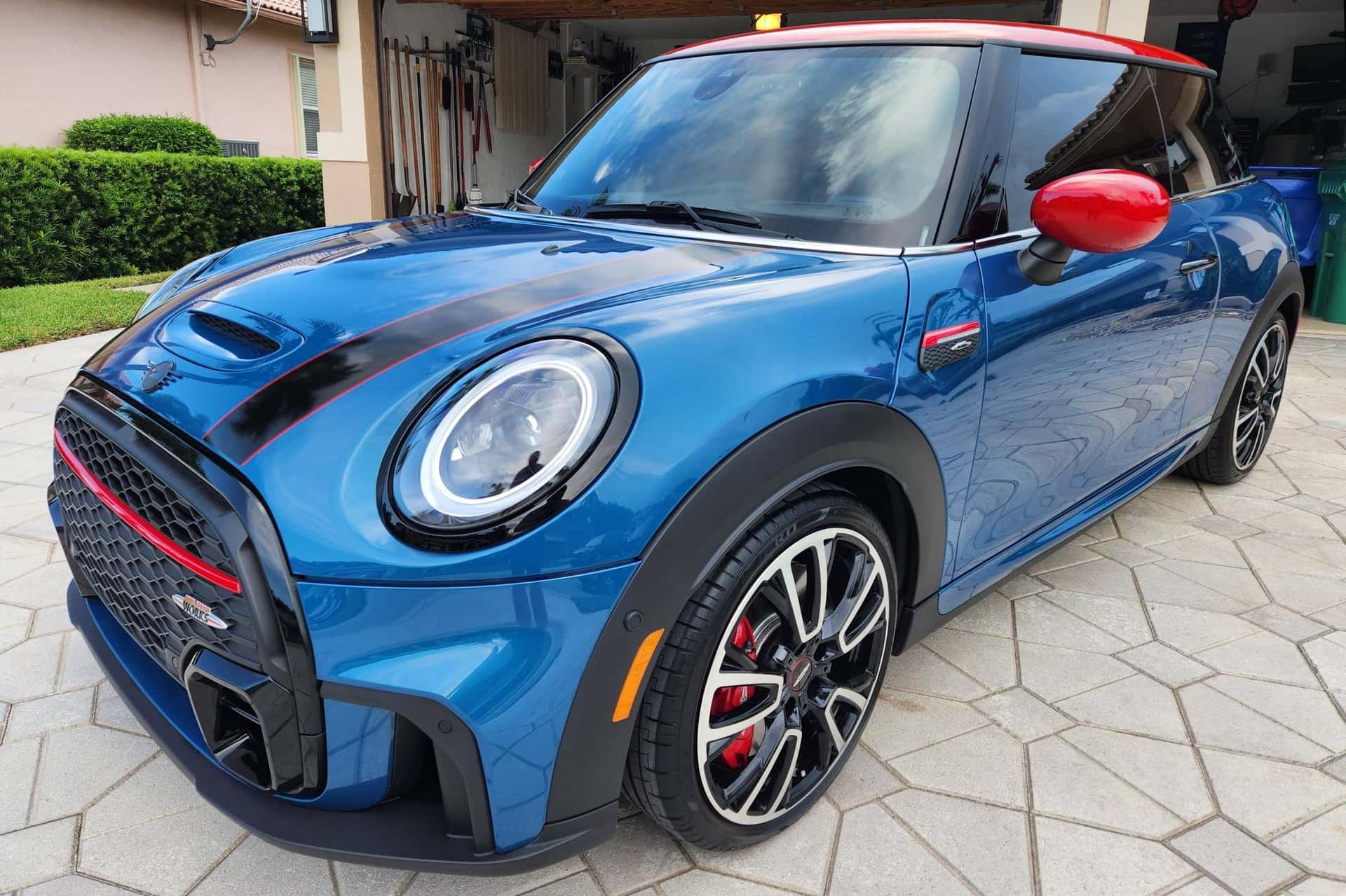 2023 MINI Cooper sold for $33,250