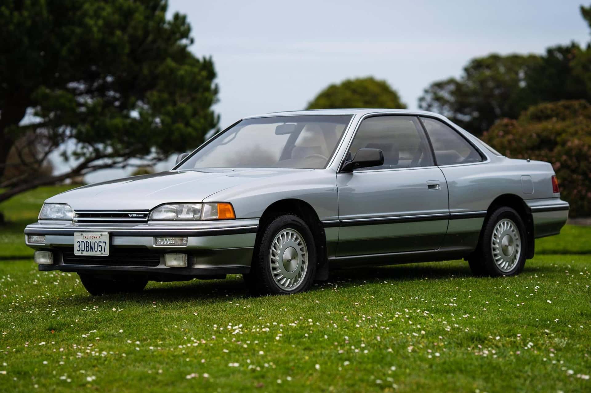 1987 Acura Legend sold for $10,334