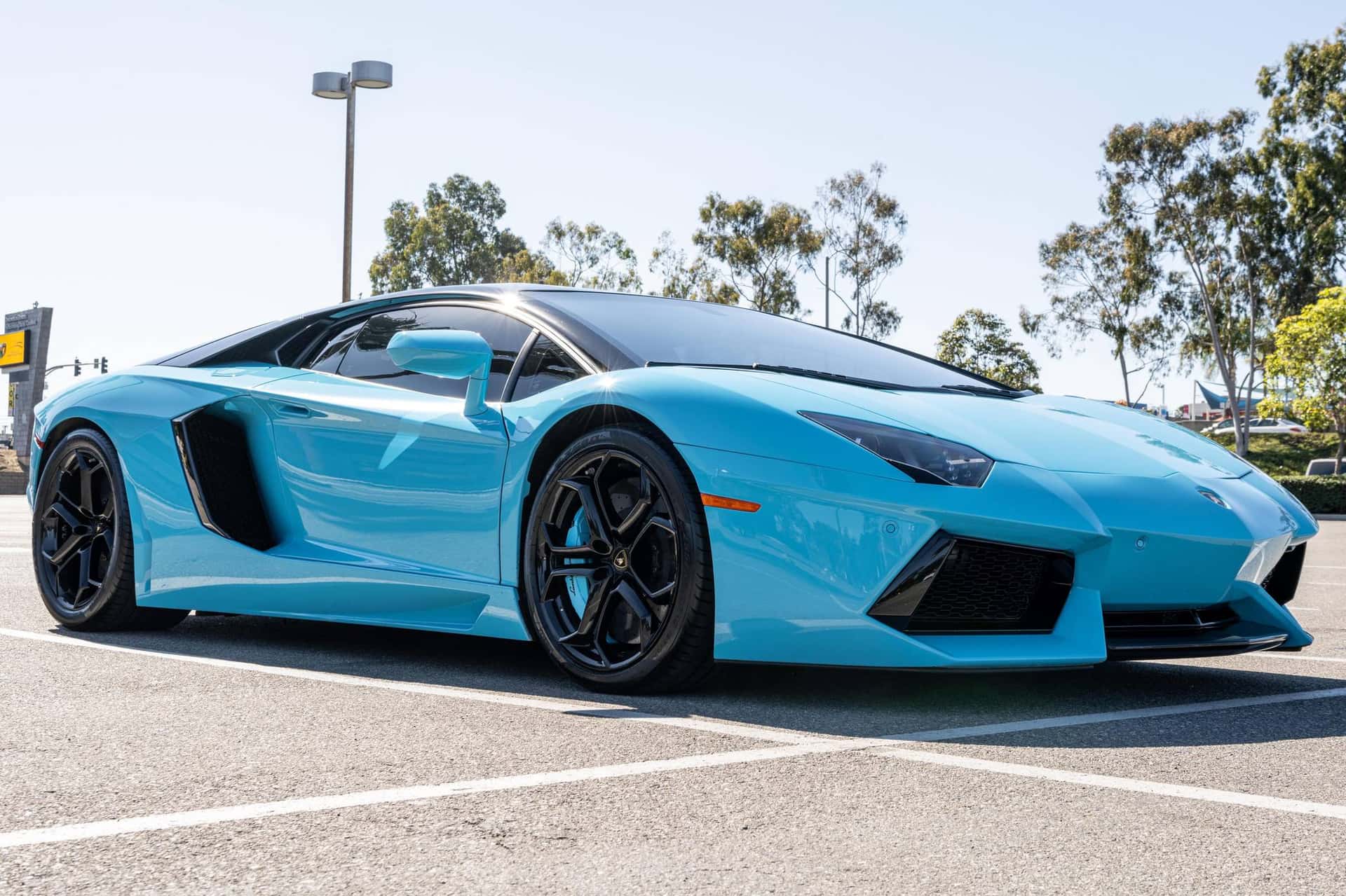 2012 Lamborghini Aventador sold for $270,000