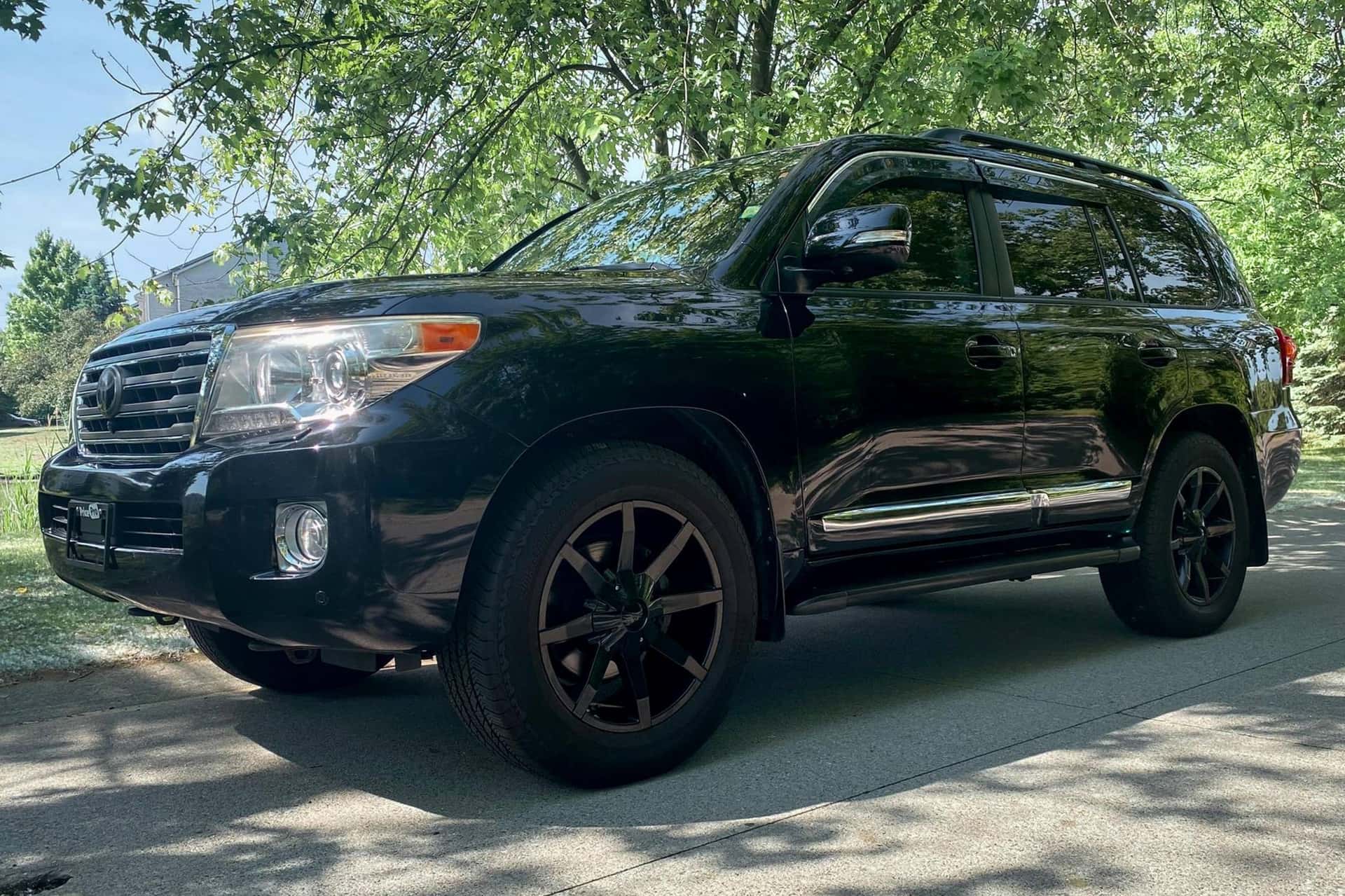 2013 Toyota Land Cruiser sold for $25,550