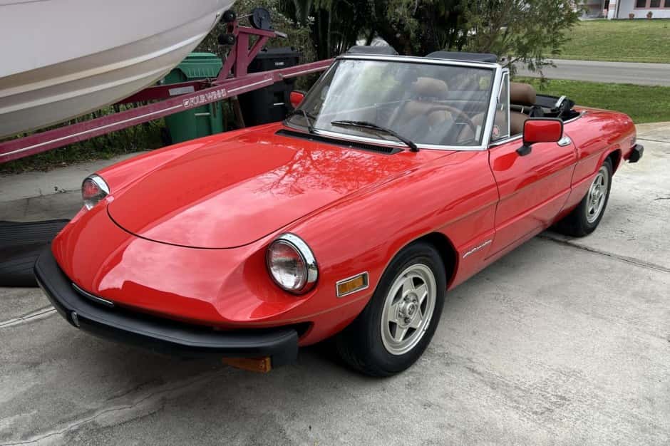 1982 Alfa Romeo 105/115 Spider Series 3 sold for $13,250