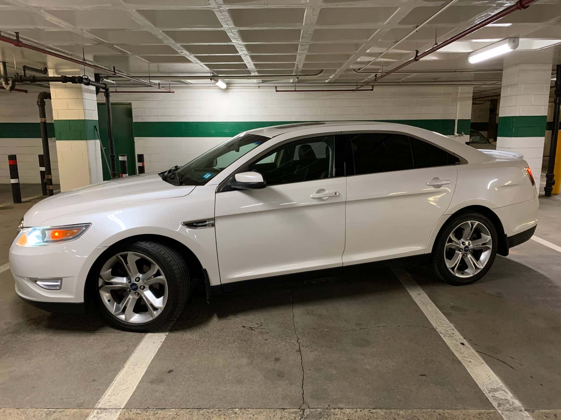 2010 Ford Taurus sold for $11,000