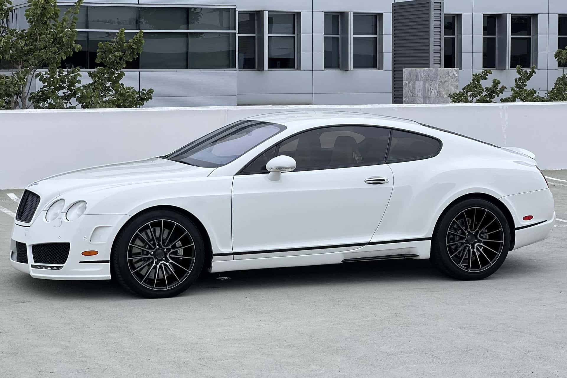 2006 Bentley Continental sold for $37,750