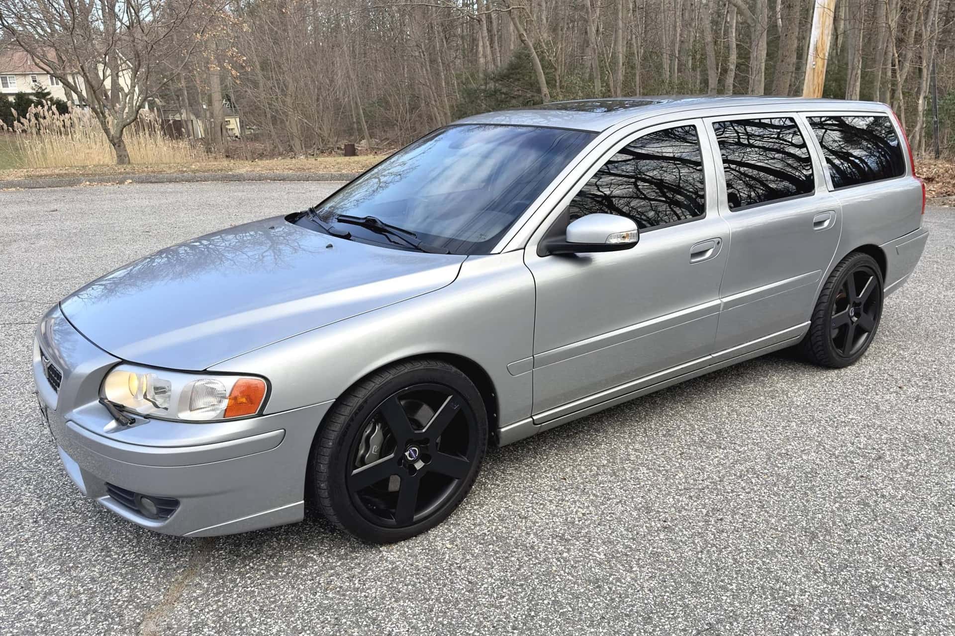 2007 Volvo V70 sold for $13,700