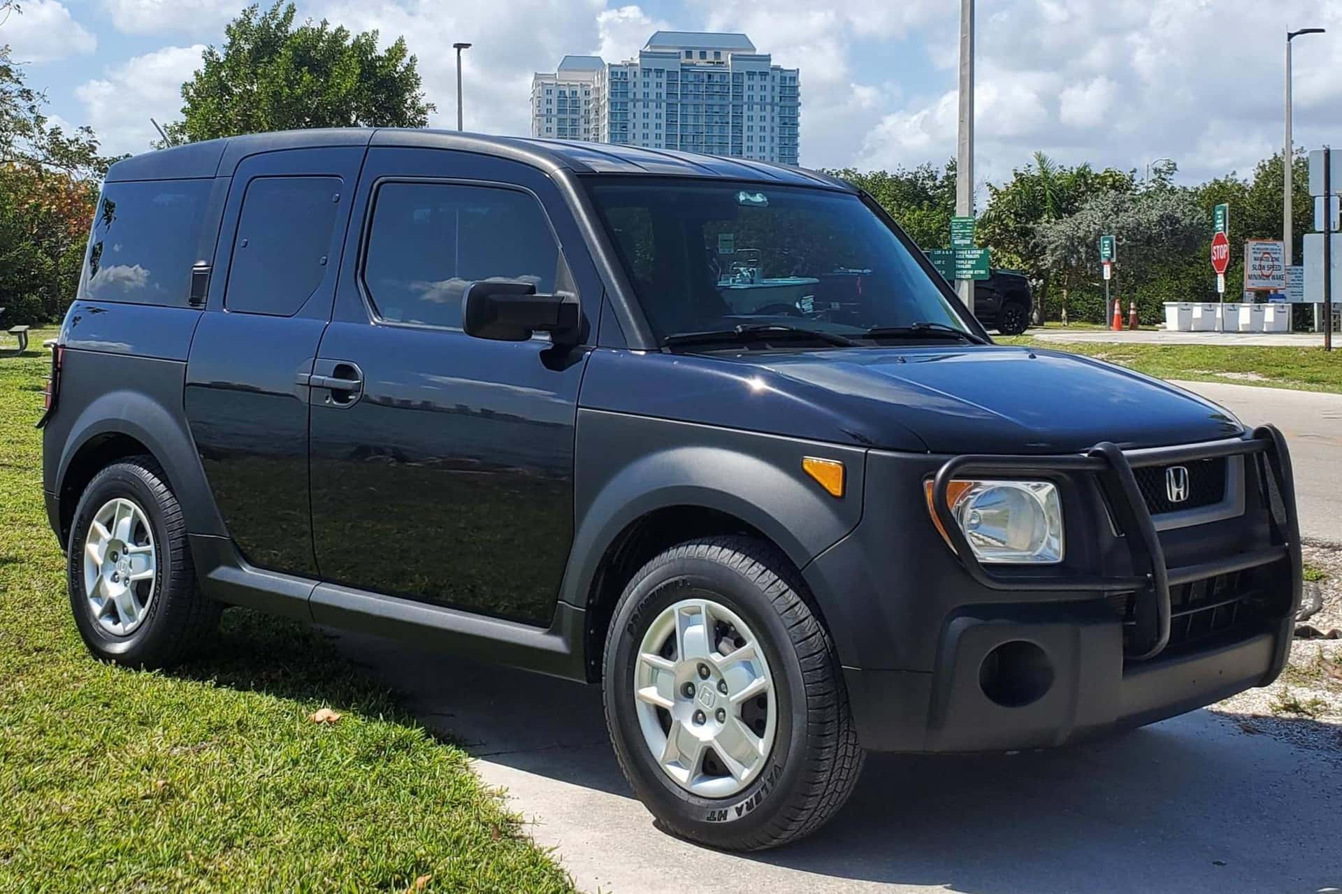 2006 Honda Element sold for $10,600