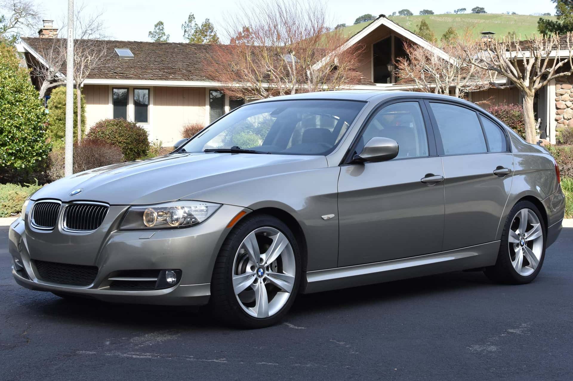 2009 BMW 3 Series sold for $12,500
