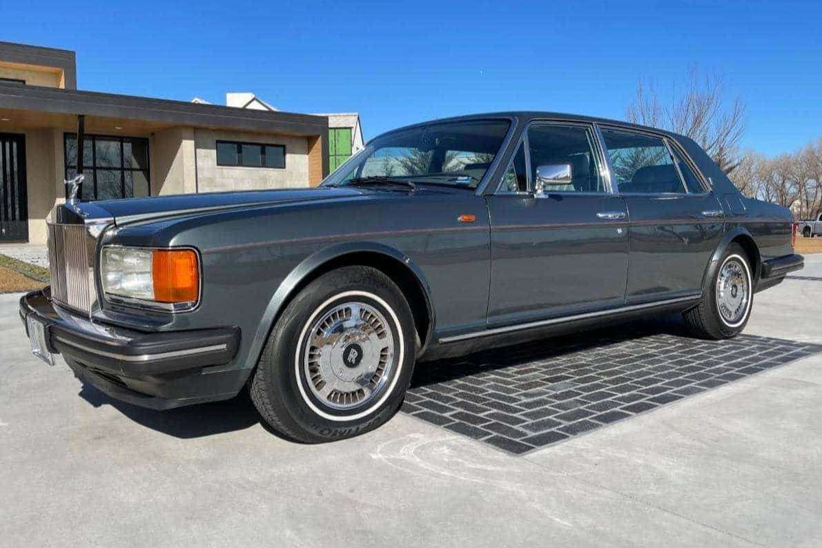 1994 Rolls-Royce Silver Spur sold for $20,472