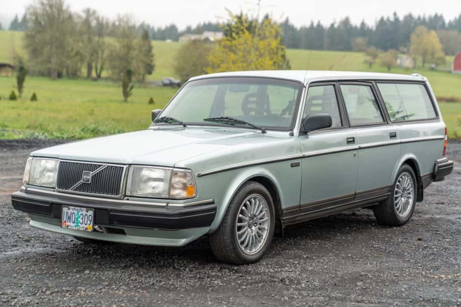 1988 Volvo 240 sold for $13,750