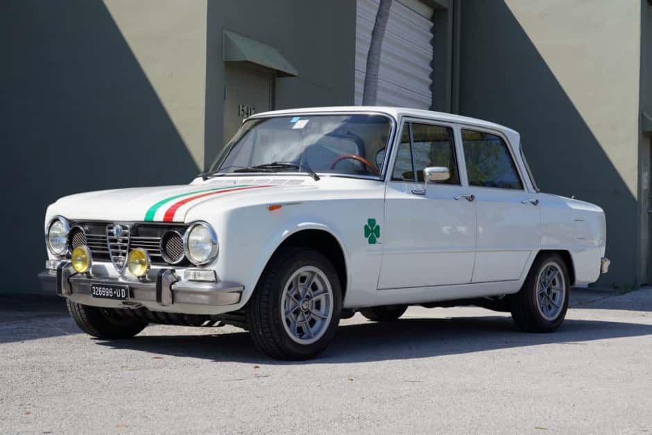 1977 Alfa Romeo 105 Series Sedan sold for $20,500