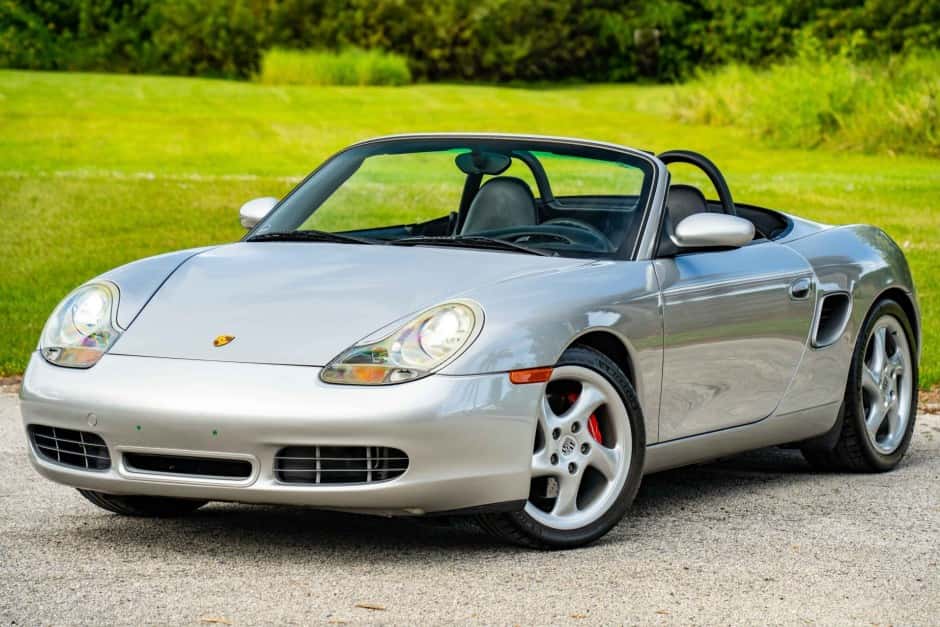 2001 Porsche 986 Boxster sold for $20,750