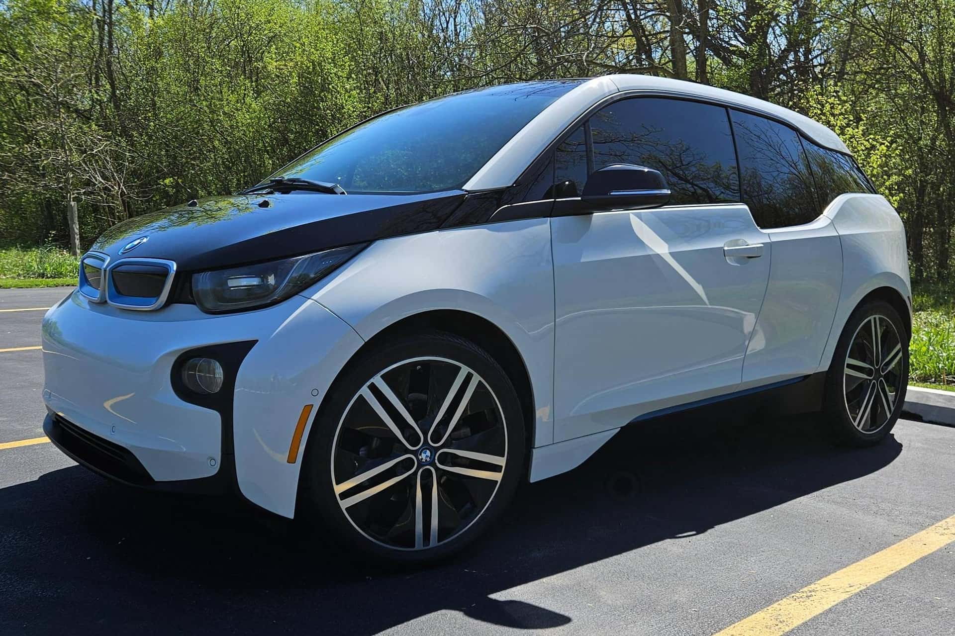 2015 BMW i3 sold for $8,500