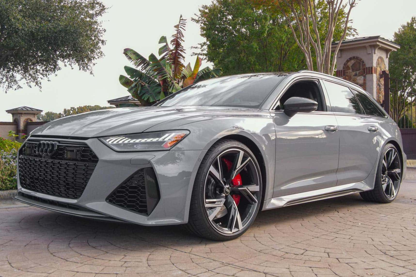 2022 Audi C8 RS6 sold for $130,500