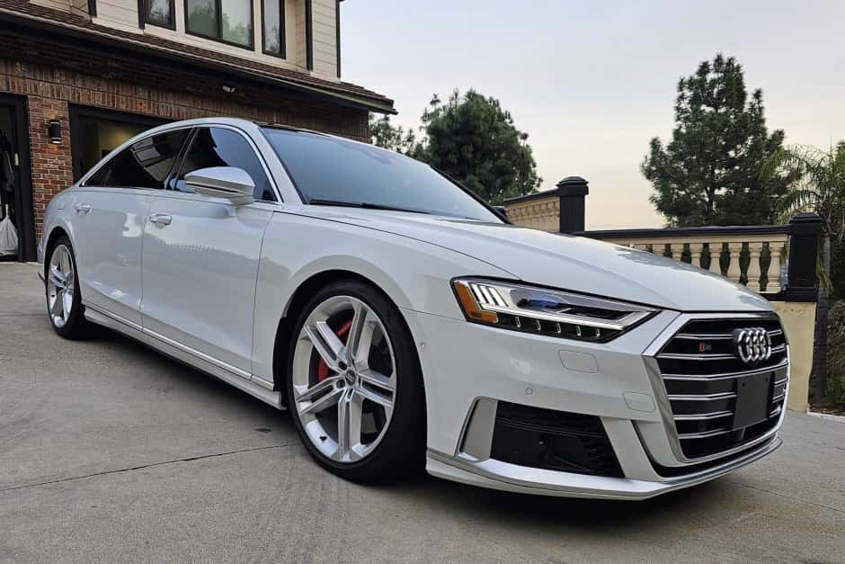2020 Audi S8 sold for $66,500