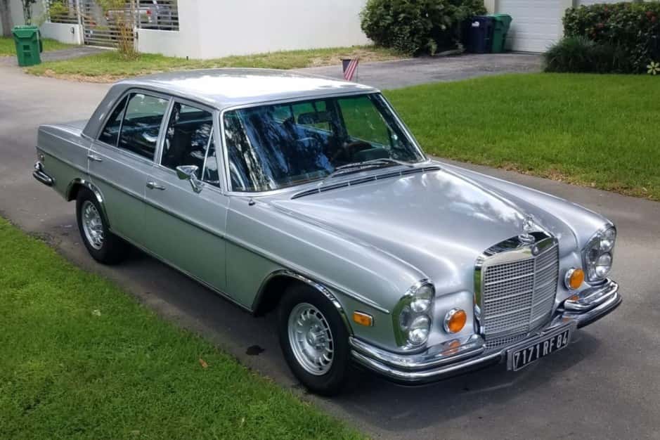 1972 Mercedes-Benz W108 & W109 sold for $9,000