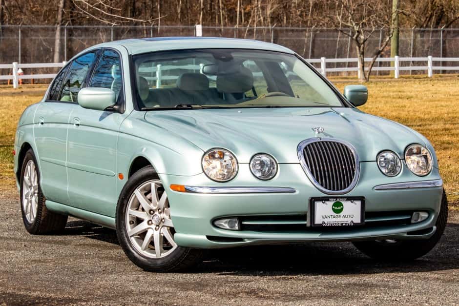 2001 Jaguar S-Type (1999-2007) sold for $13,750